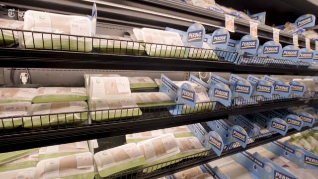 See the True Cost of Your Cheap Chicken | NYT Opinion
