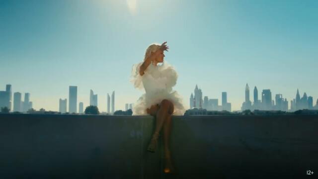 Артур Пирожков & Клава Кока — Хочешь (Премьера клипа, 2022)