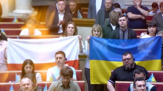 Президент Польщі їде у турне, щоб допомогти Україні