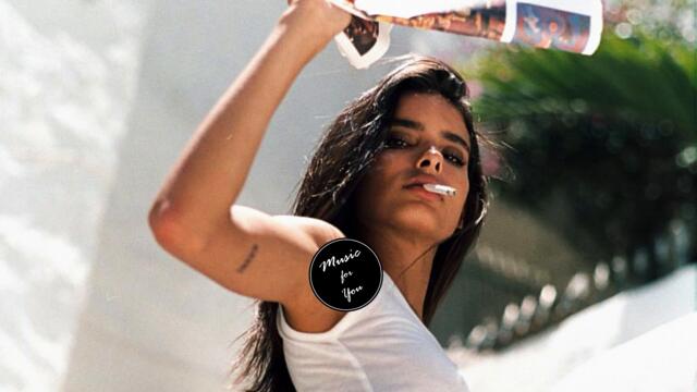 NeeQ - Eyes On Me (feat. Sansar Salvo & TOB3)