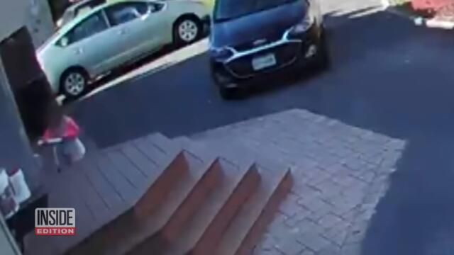 Dad Might be Using His Daughter to Run a Girl Scout Cookie Scam