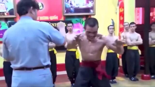 Шест без десет Шаолин кючек.