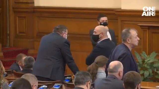 ИЗВЪНРЕДНО! Асен Василев е кандидатът за премиер