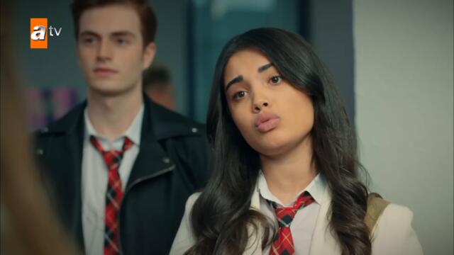 Doruk, ezikler tayfasını okuldan kovuyor!😈 - Kardeşlerim Arşiv Sahneler🎬