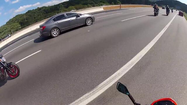 KLE621 FULL HORNET RED METALIC PONTEIRINHA SE CUIDE. SO O CANO TOP SPEED 247 KM/H.