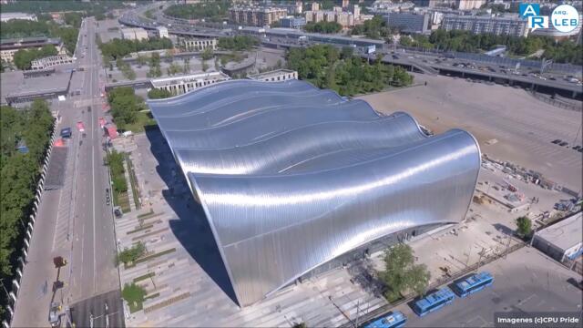 Palacio de Gimnasia Irina Viner-Usmanova - ArquiReseña