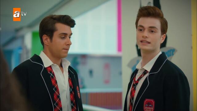 Berk, Asiye ve Doruk'u sinir edince rahatlıyor😂 - Kardeşlerim Arşiv Sahneler🎬