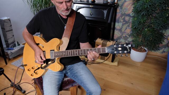 My cheap little Supro 5 watt amp