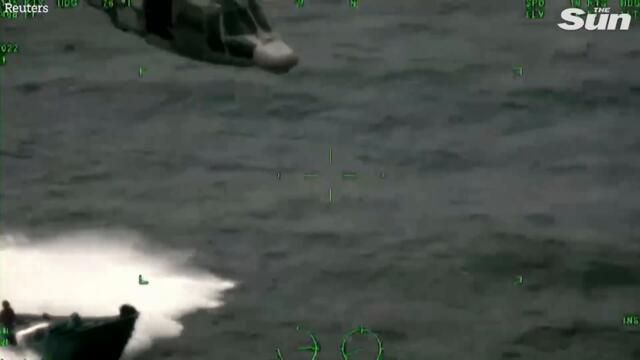 Mexican navy seizes drugs in a high speed chase at sea