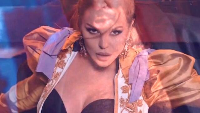 Деси Слава и Азис - Брутален