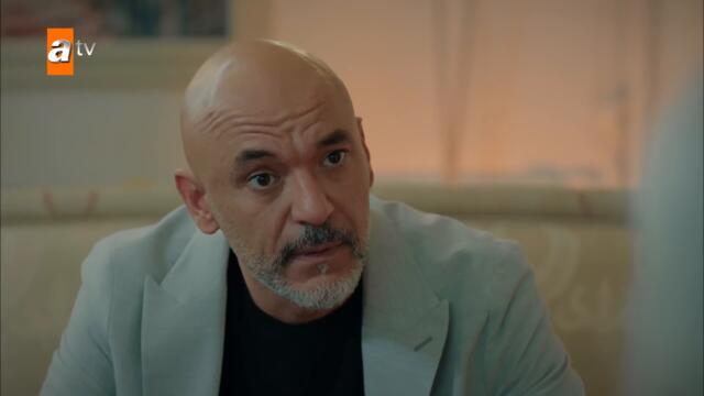 Suzan, Ahmet'e Sarp'ı şikayet ediyor: '' Gel, oğlunu al!'' - Kardeşlerim 60. Bölüm