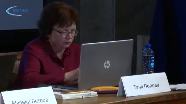 Александър Кьосев: Македонският език е книжовен, а не диалект