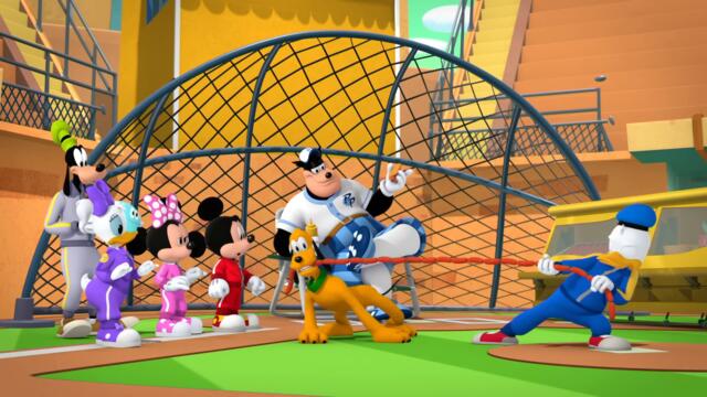 Keep on the Ball ⚽️ | Mickey Mouse Funhouse | @Disney Junior