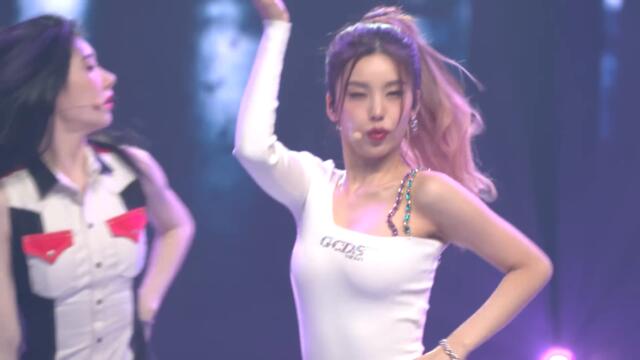 「Blah Blah Blah」Live Performance Movie