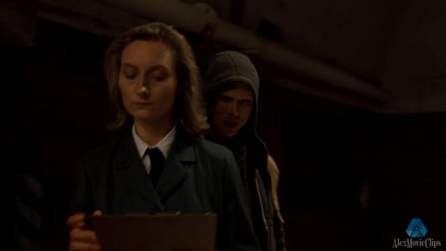 I hate vampires. Nomak came to the blood donation center in Prague (1/10). Blade 2