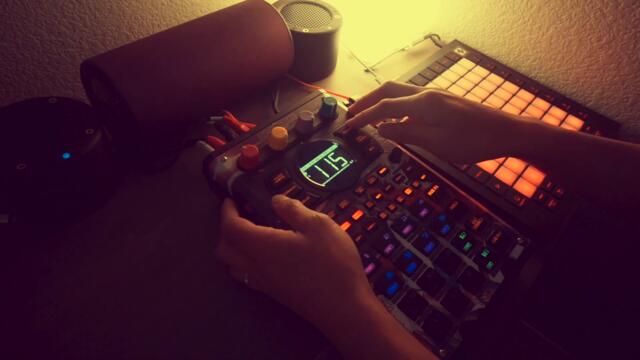 SP404mk2 - Bernard Wright House remix + a Lil bit of trap