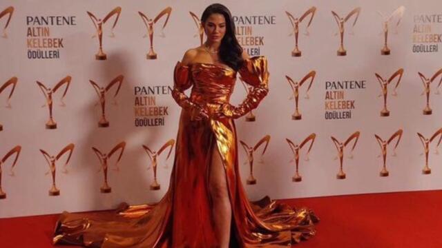 Demet Özdemir🔥ÚLTIMAS NUEVO NOTICIAS!🔥Engin Akyurek, Can Yaman, Kerem y Hande, Series Turcas Español