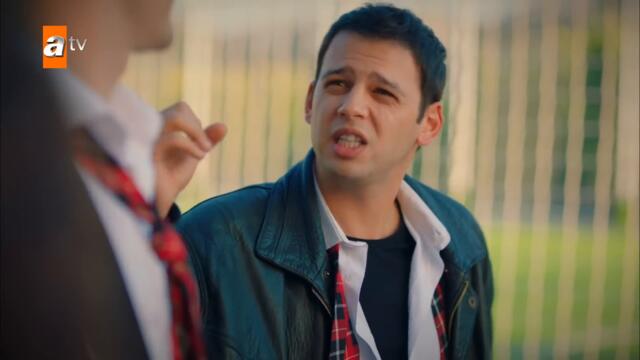 Oğulcan, Ömer'i sevgi yumağı yapıyor🤗- Kardeşlerim Arşiv Sahneler🎬