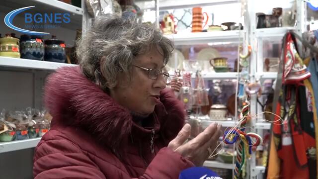 Ръчно изработени сурвачки привличат и млади, и стари