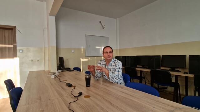 Проект Капсула на времето с участието на асистент  Бойко Амаров