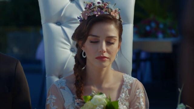 Nazli y Ferit se casaron - Полнолуние | Русские субтитры | Dolunay