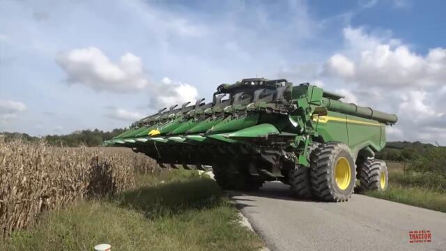 JOHN DEERE 16 Row Folding Corn Head C16F