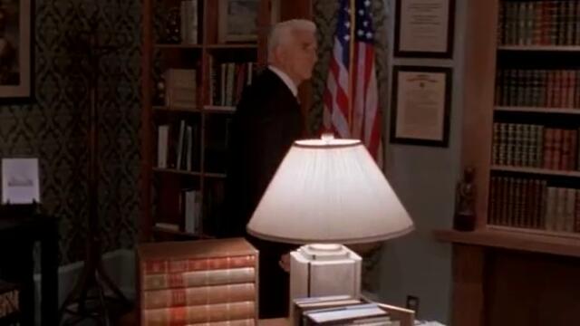 Шпионирай Трудно 1ОТ2 С Лесли Нилсен И НИКОЛЕТ ШЕРИДЪН Тв Spy Hard 1996  ПАРОДИЯ