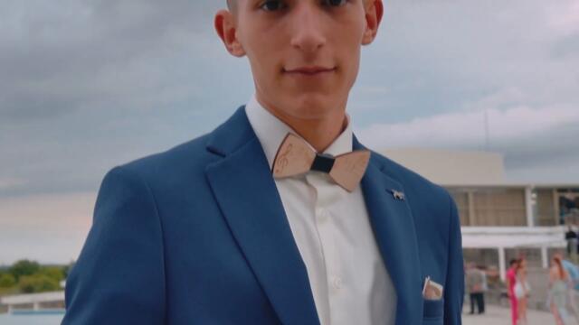 12В трейлър 2022