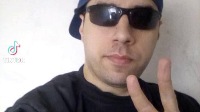 VID_51940414_234332_220