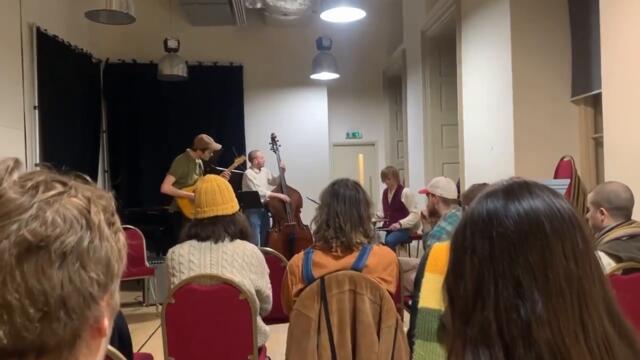 Everett - 'Friendly Flare' (bootleg)