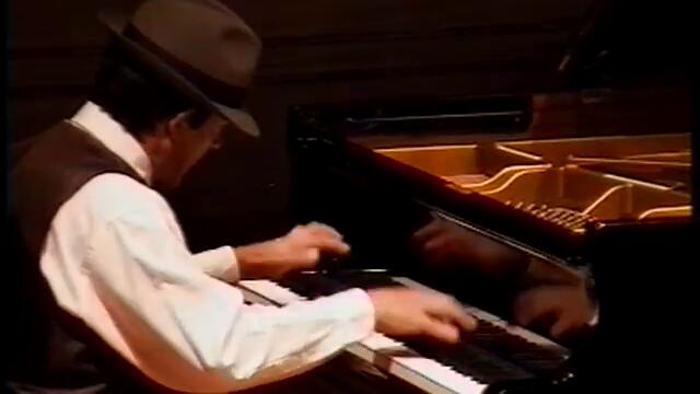 Wonderful piano jazz, charleston style, fast swing !