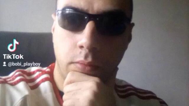 VID_30330725_020157_419