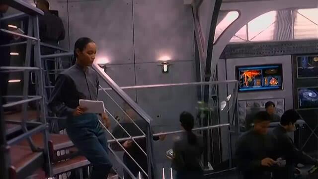 Babylon 5 - S03E15 - Interludes And Examinations 1/2