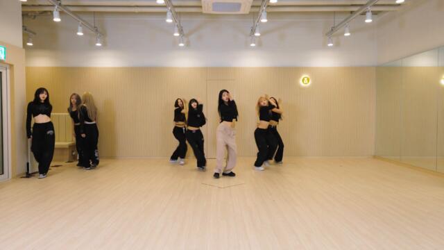 MIJOO (미주) - Movie Star Dance Practice Video