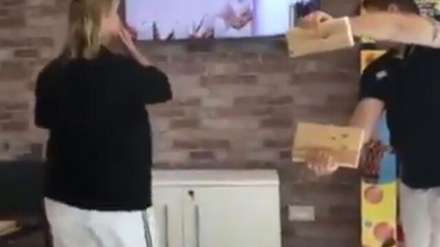 Taekwondo record holders break TV live on TV