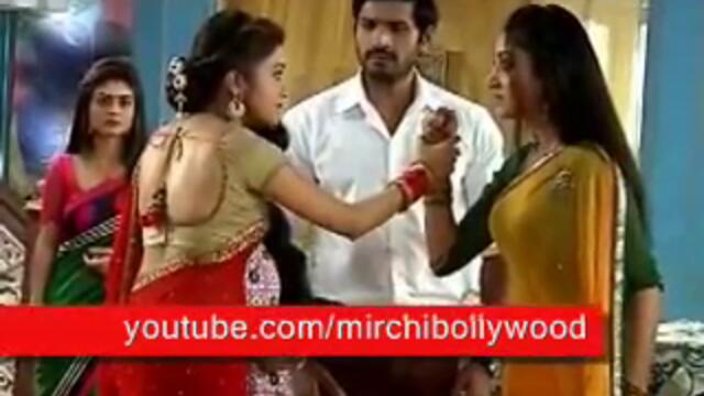 Uttaran! Meethi slaps Nandini for Rani