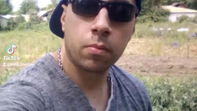 VID_20350823_214335_058