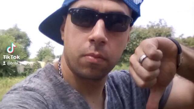 VID_20320119_190445_792