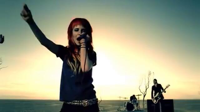 Paramore: crushcrushcrush [OFFICIAL VIDEO]