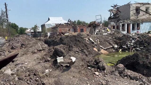 Franky en Coen helpen slachtoffers van raketaanval