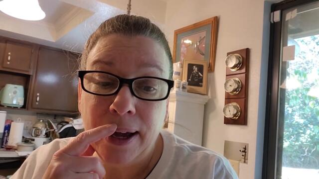 What Sold? Etsy Poshmark YouTube Sales 🎁 Full-Time Reseller's Journey Daily Vlog Podcast