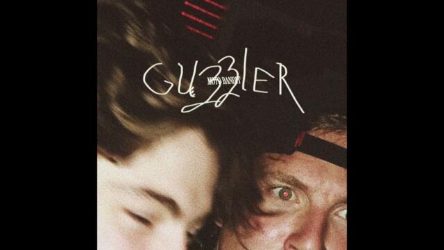 MOTO BANDIT - CAPTAIN CARL