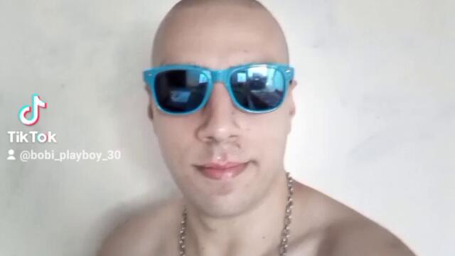 2023-08-27-124320441