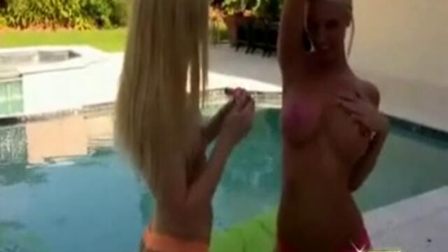 2_Горещи_блондинки_[hq]_-_Vbox7[via_torchbrowser.com]