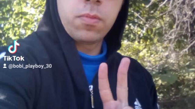 2023-10-12-121459955