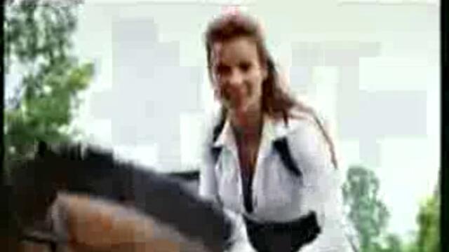 Видеовизитката На Яна Маринова Актрисата - Vbox7[via torchbrowser.com]