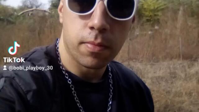 2023-10-24-140028863