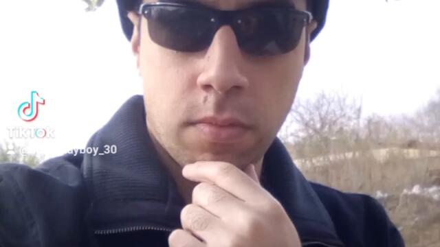 2023-11-21-133633583