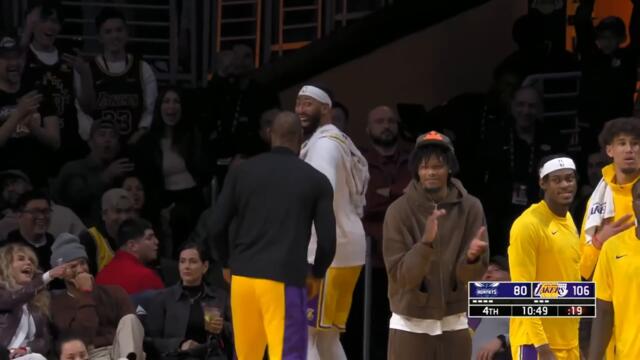 LeBron and Anthony Davis in sync reaction to Austin Reaves behind the back layup 😂