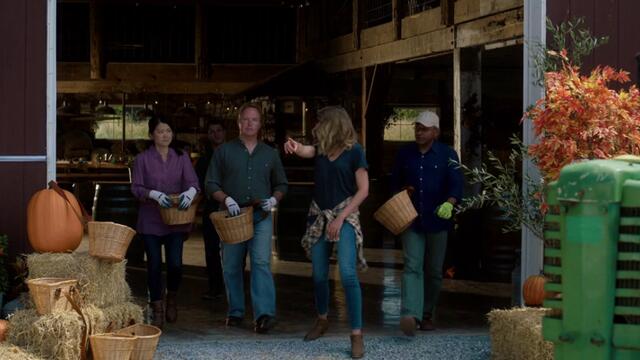 Любов под маслиненото дърво Love Under the Olive Tree   (2020) Бг Аудио Част 2